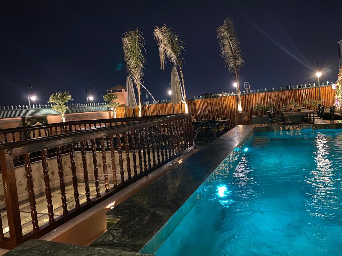 Riad Wazani Square & Spa Marrakesch Exterior foto