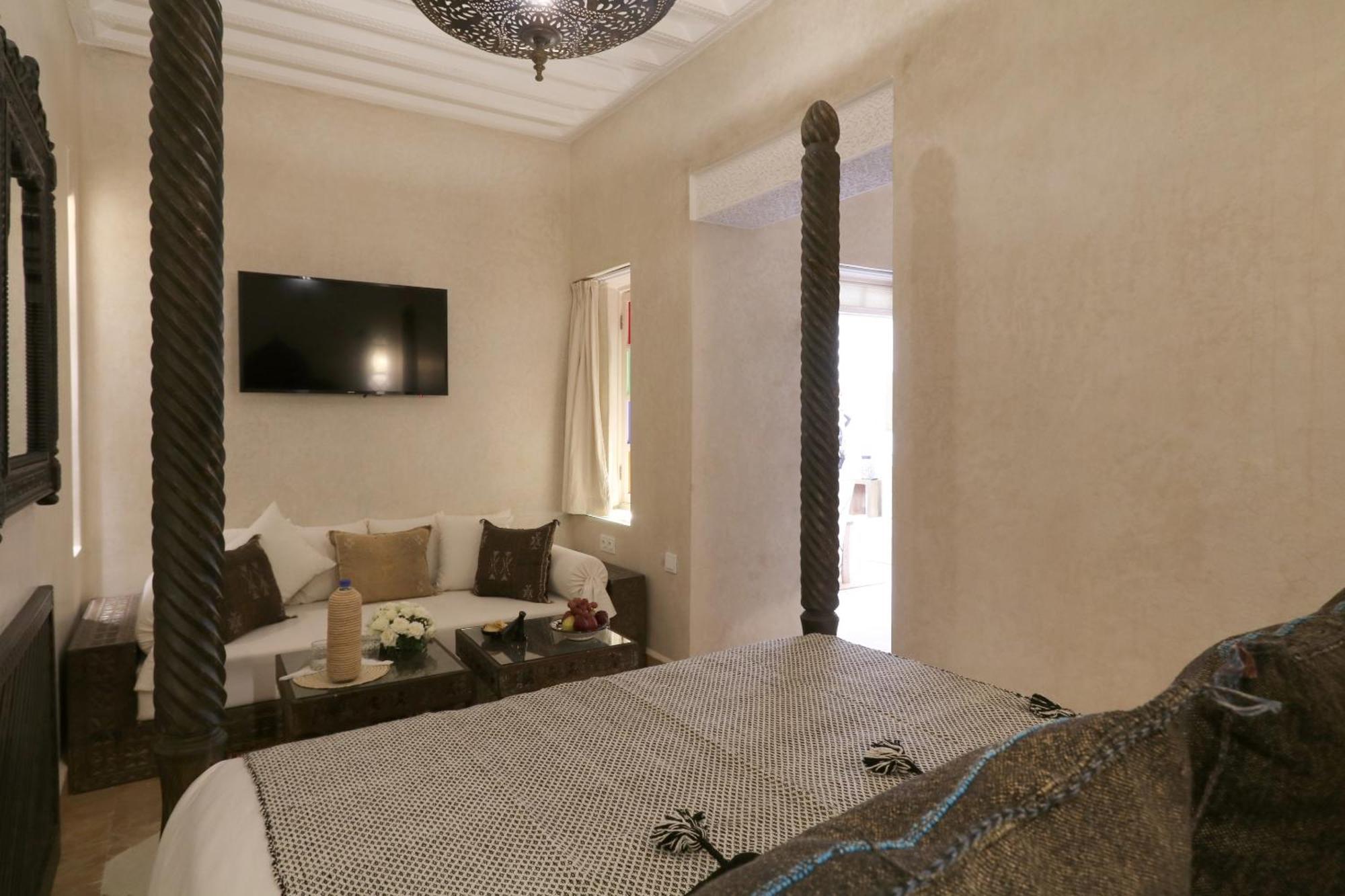 Riad Wazani Square & Spa Marrakesch Zimmer foto